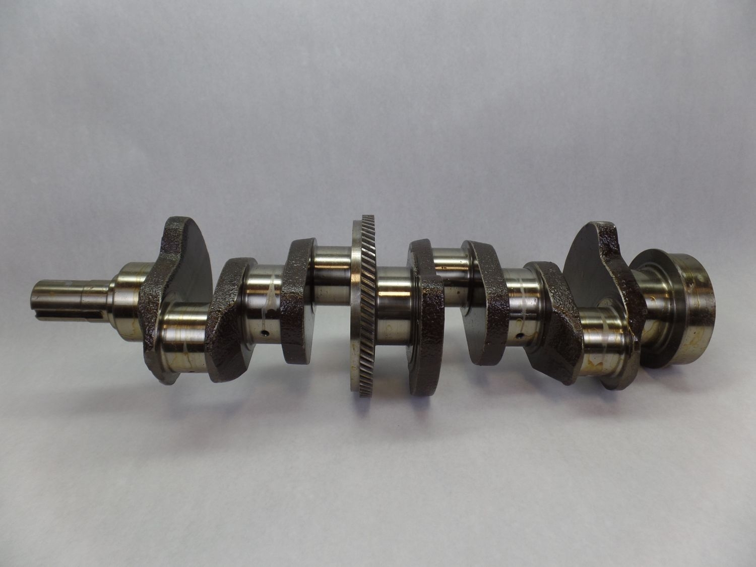 New Cast Crankshaft Ford D233 D256 BSD442 Replaces C5NE6303K 6110A ...