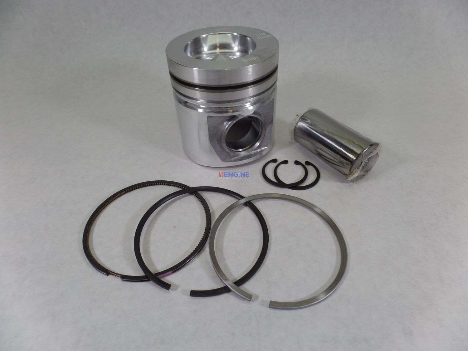 Fits Cummins 4B, 6B, 4BT Piston Kit STD New 996591