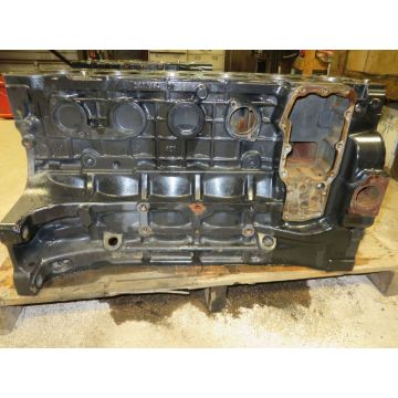 Iveco IV 6.7L Engine Block Used needs bore work 6 Cyl Dsl