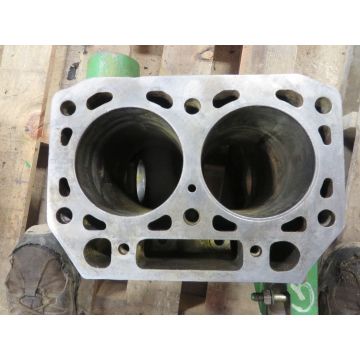 Yanmar 2T80-UJ Engine Block Good Used 2B2902