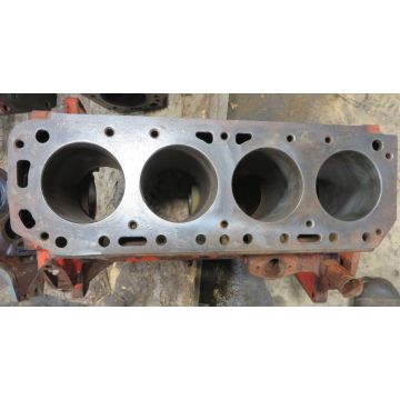 Ford / Newholland FO 172D Engine Block Used C0NN6015J Has A Chip Out Of The Rear
