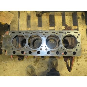 Continental 201 Engine Block Good Used E400A600