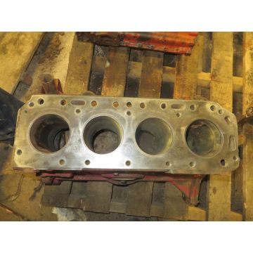 Ford / Newholland 134 Engine Block Good Used EAE6015F