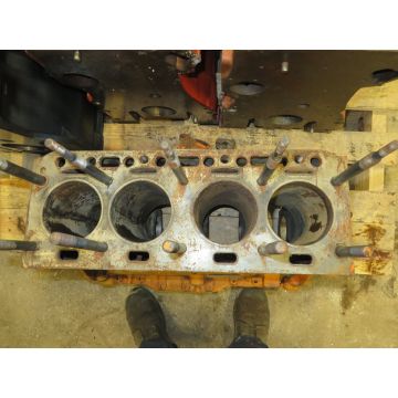 Hercules HC G2000 Engine Block Used H256375DX  4 Cyl GAS