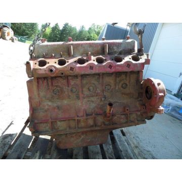 Engine Long Block Used Used International BD282 ESN: 2793 BCN: 607488C1