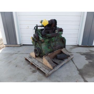 John Deere 404 Engine Complete Running Core ESN: 568693RO MDN: 6404TH01