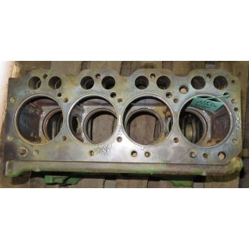 John Deere JD 4219 Engine Block Good Used T32378  4 Cyl gas 2030, 400