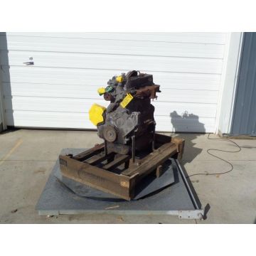 Engine Complete Non Running Core Yanmar 4TNE92 ESN: R4TNE92NMH (28919)